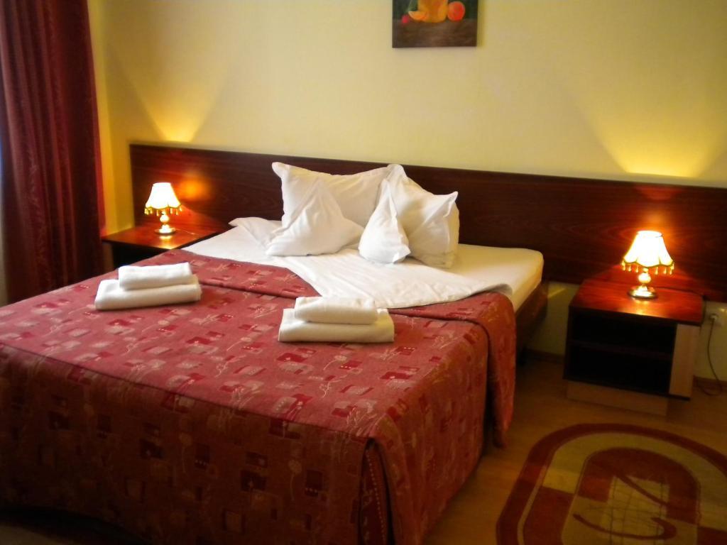Hotel Decebal Brașov